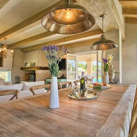 In With Kitchen *